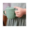 Tasse d'apprentissage Elphee vert Peekaboo Done By Deer